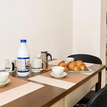 Casa Merita 3, With Private Bathroom 3* Luino